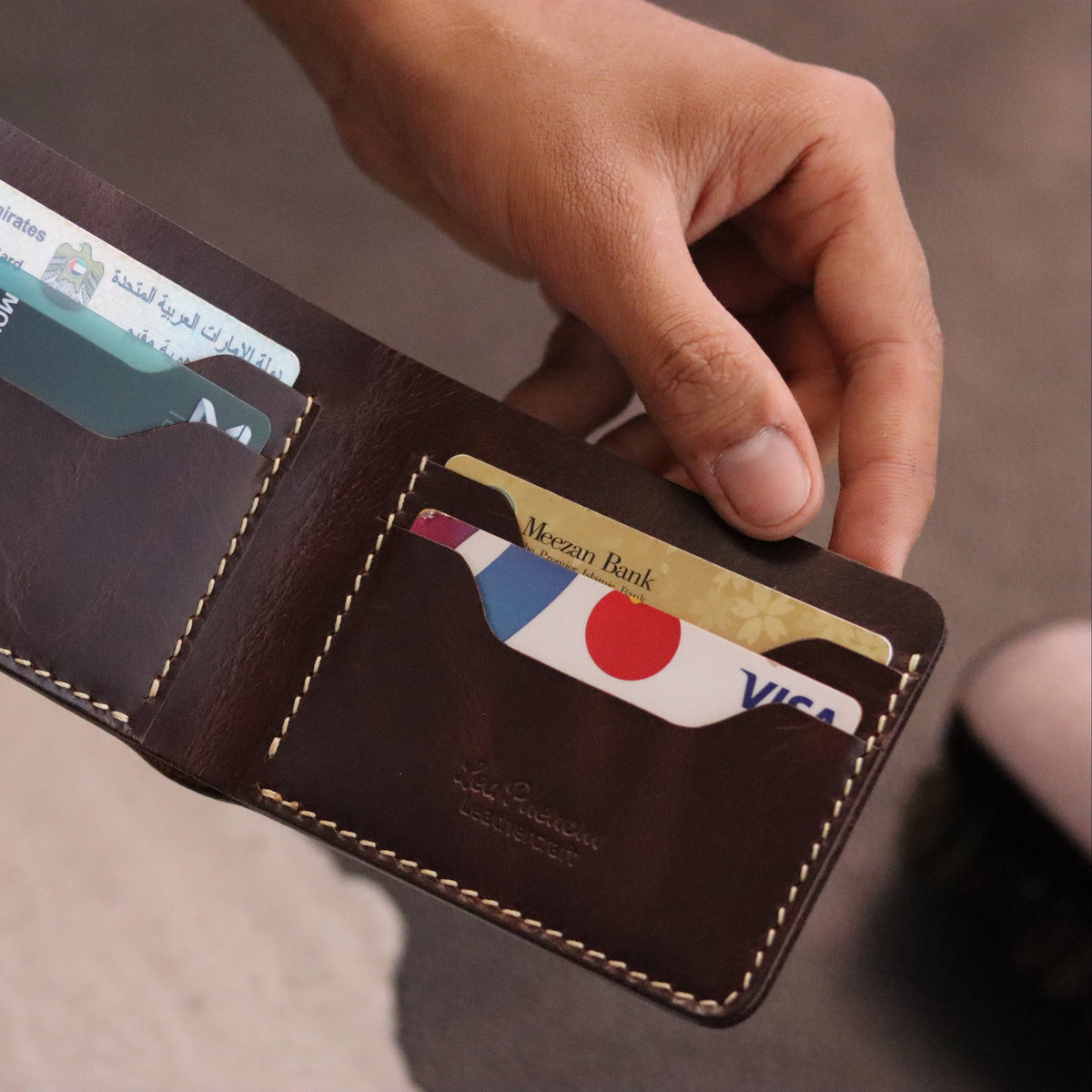 B1-BIFOLD LEATHER WALLET